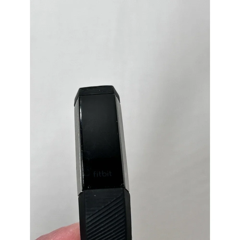 Fitbit Alta HR - Heart Rate + Fitness Wristband (Black) 2 Chargers Small WORKS